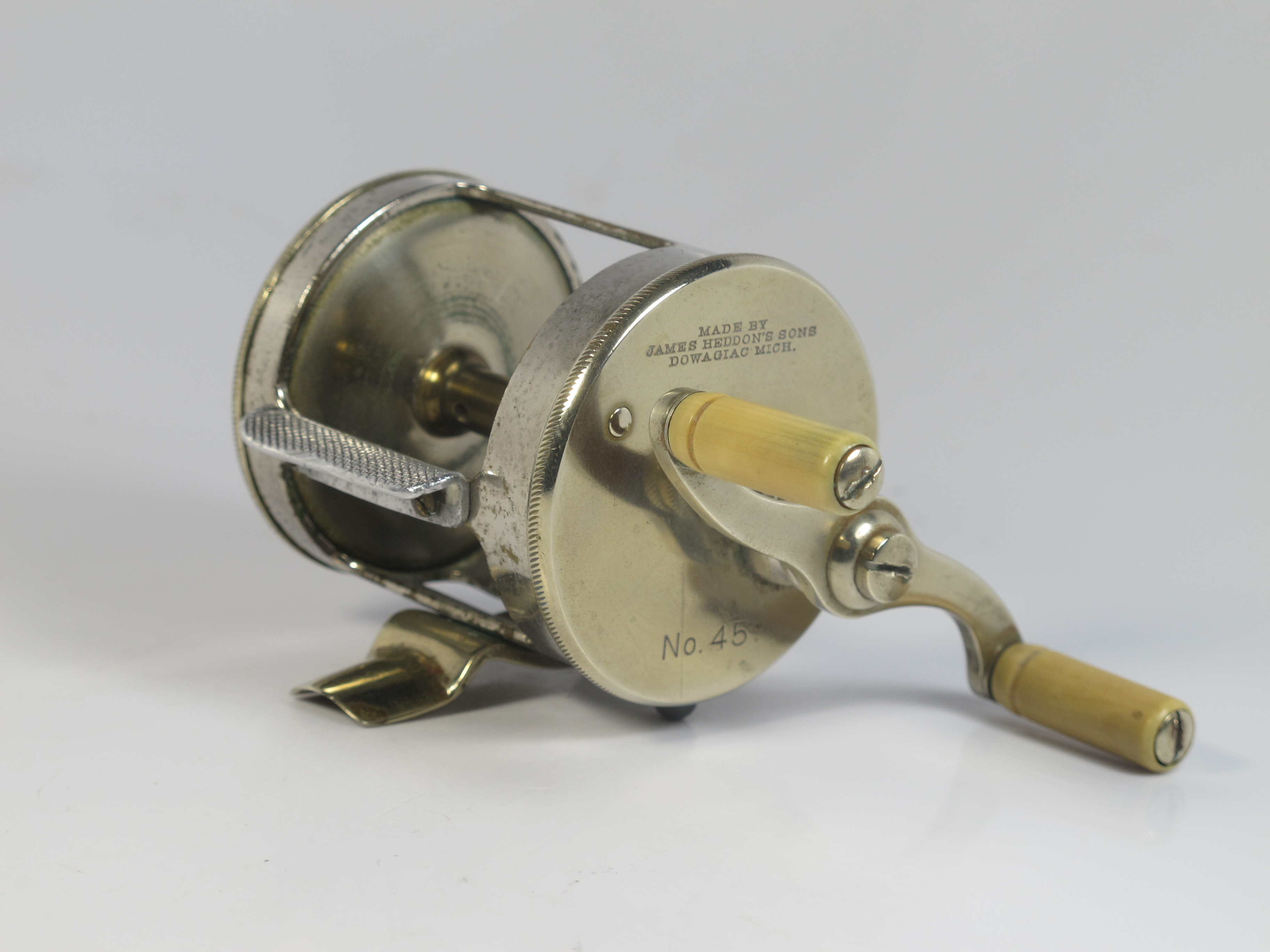 BOXED – J W YOUNG “JUBILEE” – 5375″ 3 1/2″” TROUT FLY REEL – Vintage Fishing  Tackle